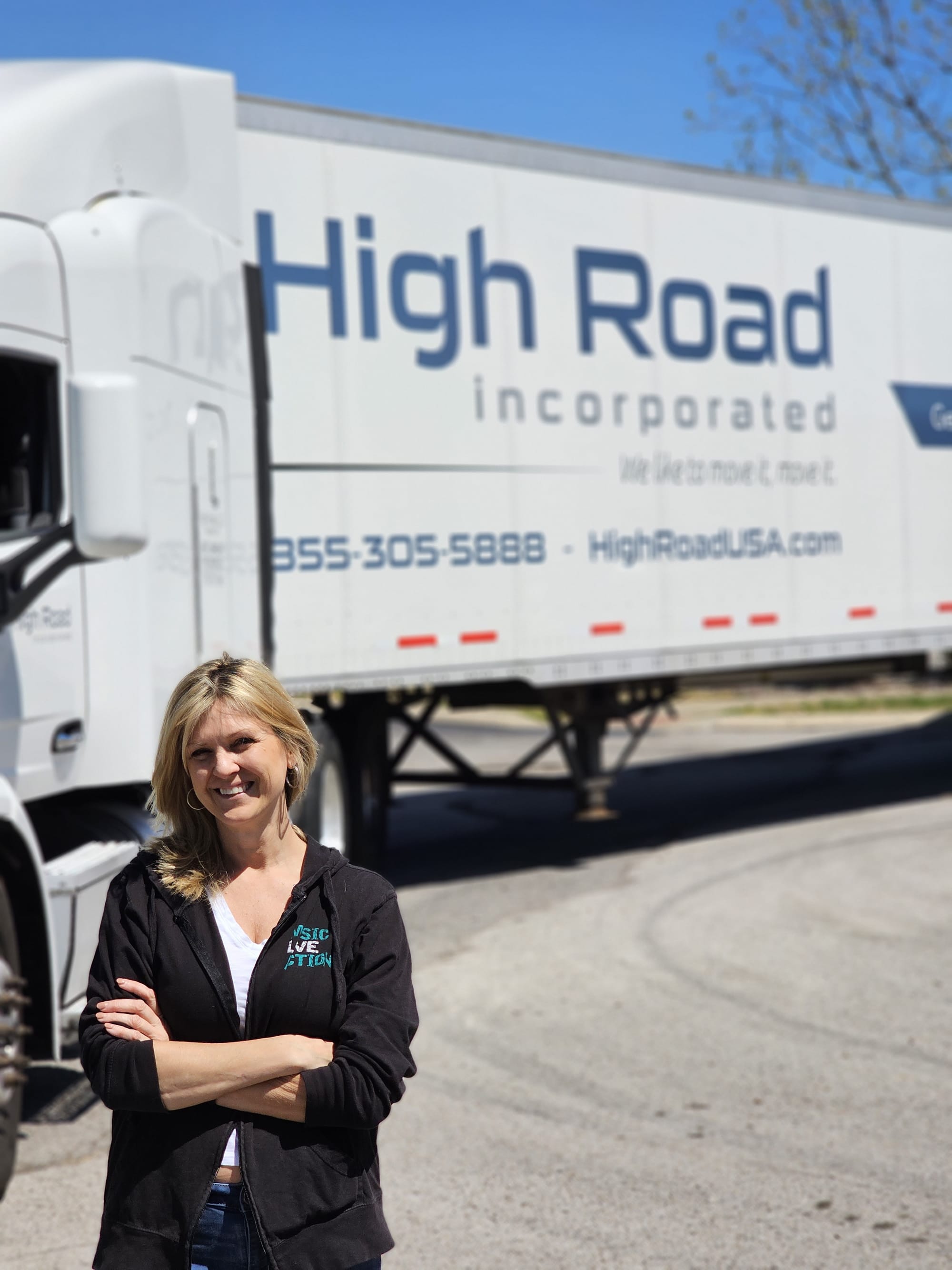WomanOwned Tour Trucking Company Takes The High Road